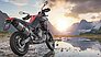 Die Aprilia Tuareg 660 im Farbschema „Martian Red“.