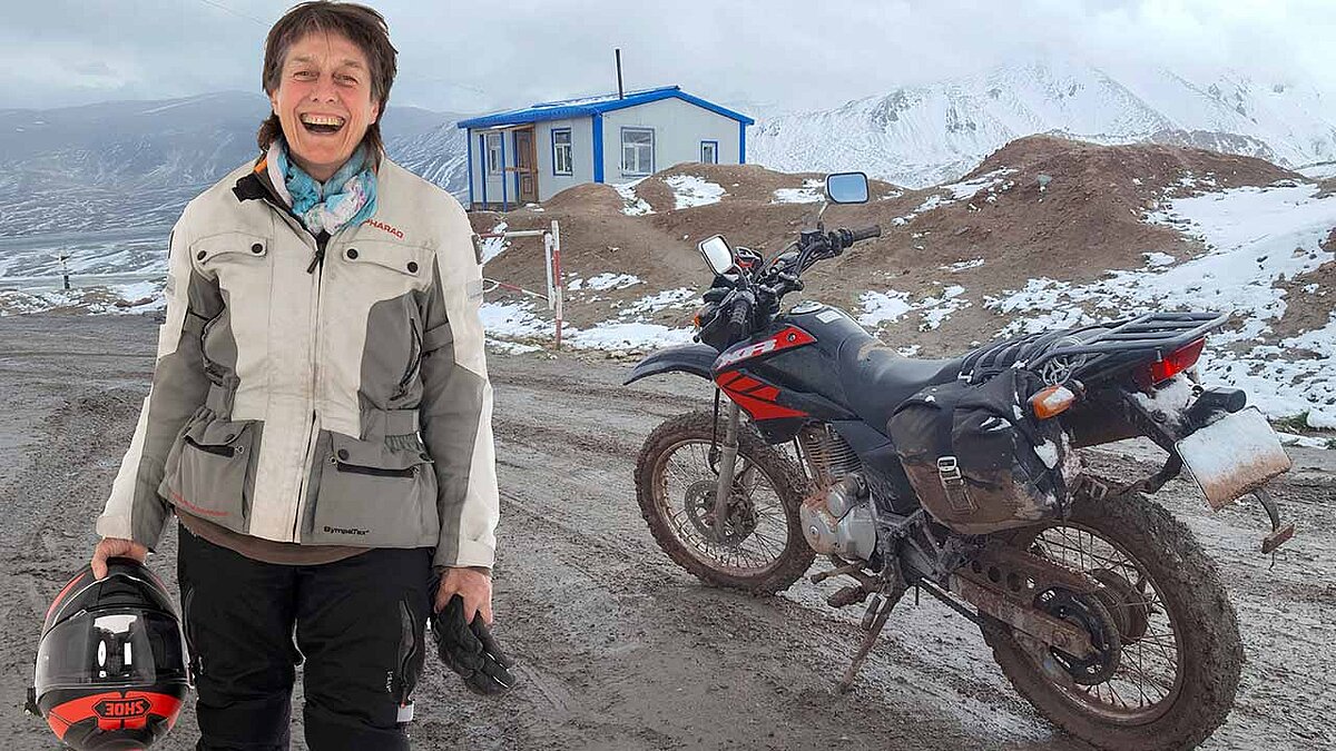 Margot Flügel-Anhalt stieg mit 64 zum ersten Mal auf ein Leichtkraftrad – und sollte für lange Zeit nicht mehr absteigen. Das SWR Fernsehen zeigt eine Reportage über die mutige Frau aus Baden-Württemberg.