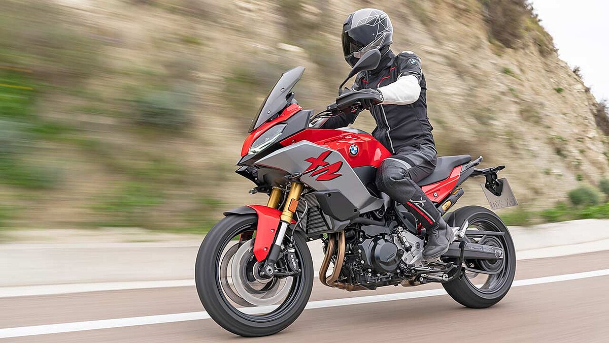 Mit 900 neu zugelassenen Einheiten reihte sich die F 900 XR zuletzt (Stand: Ende Juli) auf Platz 26 in der bundesdeutschen Zulassungs-Hitliste ein. 
