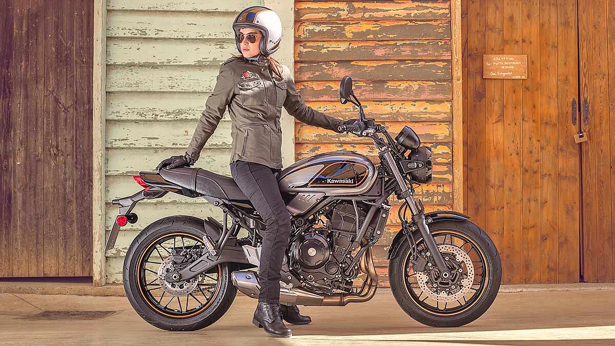 Zuwachs im Retro-Segment von Kawasaki: Die Z650RS verlängert die Baureihe ins Mittelgewichts-Lager. 