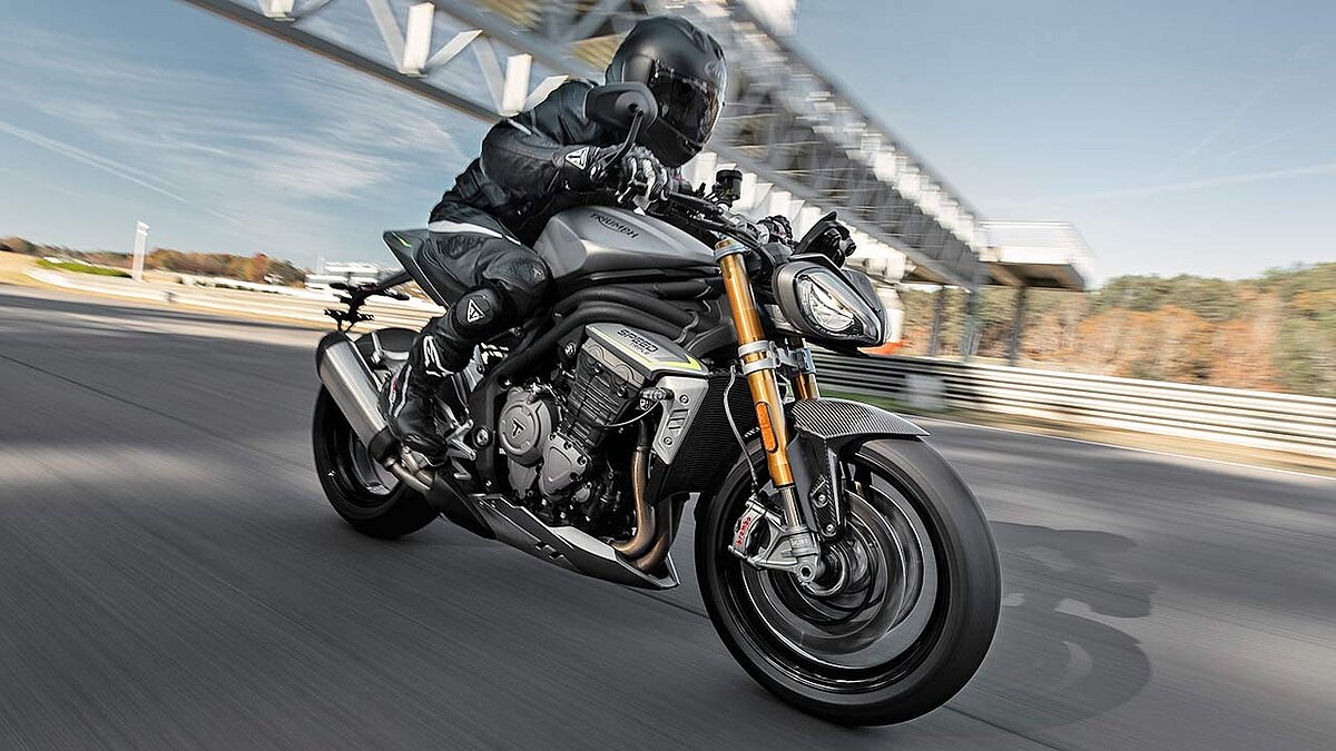 Kompakter, bärenstarker Kraftsportler: Neue Triumph Speed Triple 1200 RS.