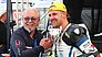 Der „Motor“ des Cups, Benny Wilbers (li.), überreichte dem Gesamtsieger  Christof „Fifty“ Höfer seine Trophäe.