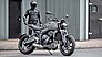 Dynamischer Stil mit einem klaren optischen Schwerpunkt: Der Triple-Motor steht bei der neuen Triumph Trident im Mittelpunkt.