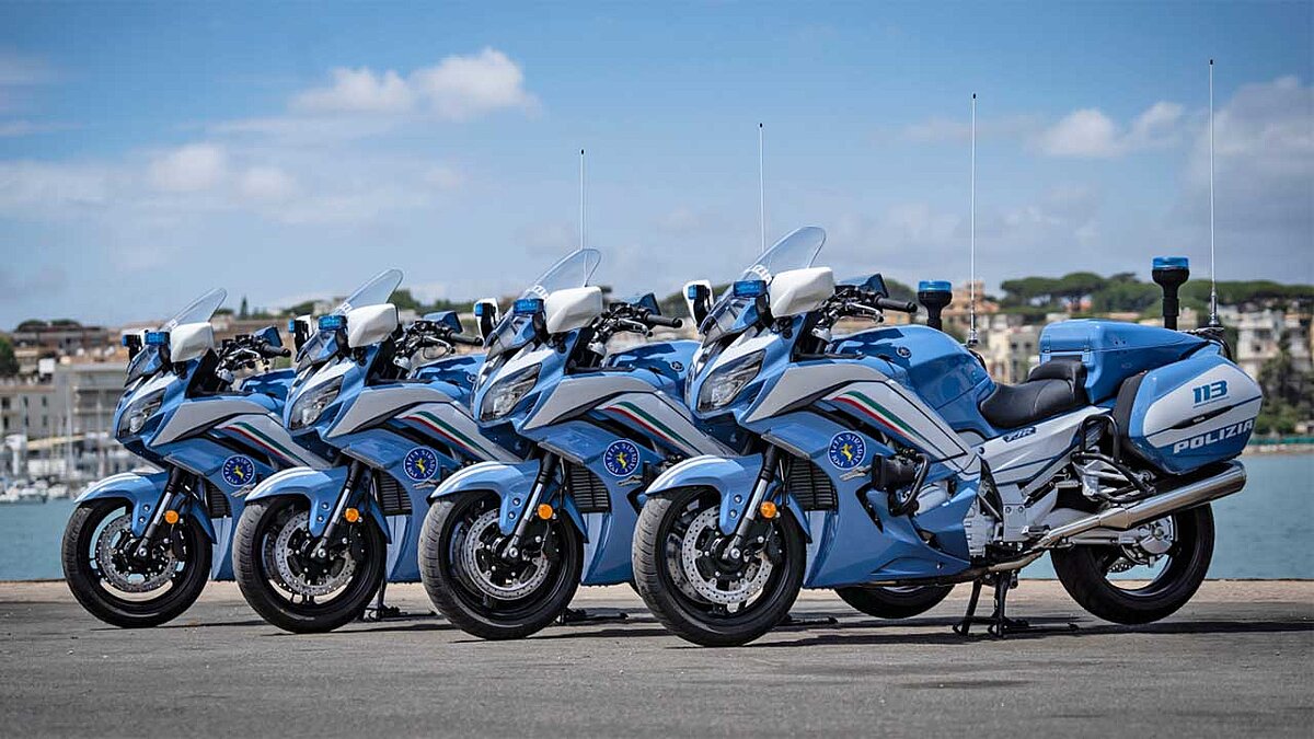 Yamaha FJR 1300 AE in Polizeiuniform.