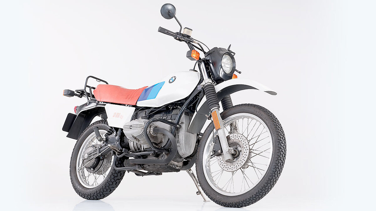 Urmutter aller großvolumigen Reiseenduros: Die BMW R 80 G/S, die 1980 debütierte.