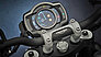 Blick ins digitale Cockpit der Triumph Scrambler.