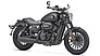 Und das Leichtkraftrad V-Cruise 125 tritt ebenfalls mit einem V2-Twin an – eine echte Seltenheit in der Achtelliterklasse.