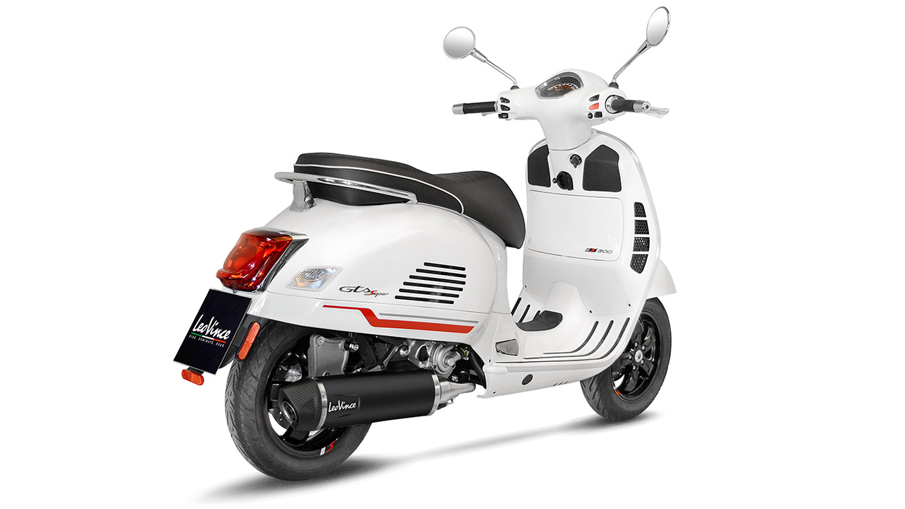 LeoVince „Nero“ für Vespa GTS 300.