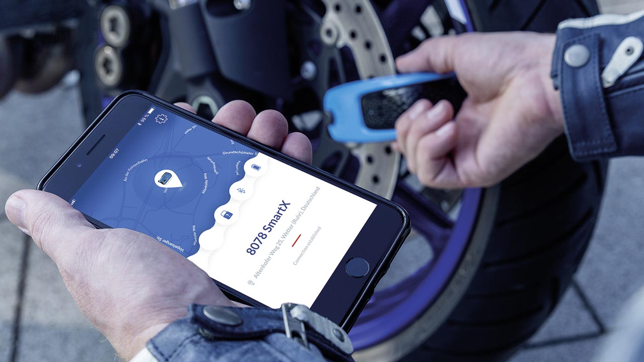 Das Bremsscheibenschloss wird via App gesteuert.