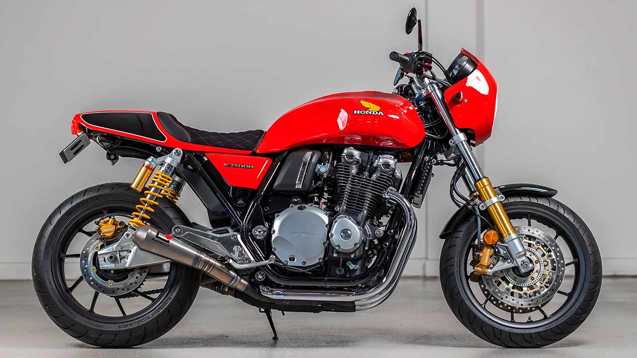 Setzt den luftgekühlten Reihenvierzylinder gekonnt in Szene: Die CB1100 RS 5Four.