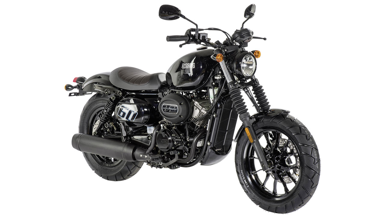 Kernig-markanter Auftritt wahlweise in Schwarz oder Wolfsgrau: Hyosung GV 125S Aquila anno 2020.