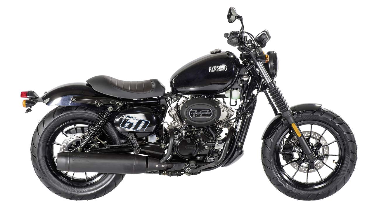 Eine Ausnahmeerscheinung in der Achtelliterklasse: Der V2-Motor der Hyosung.