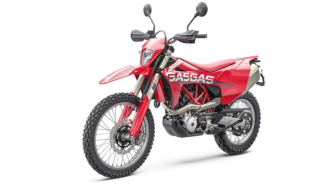 ...und zwar in Gestalt der Enduro ES 700...