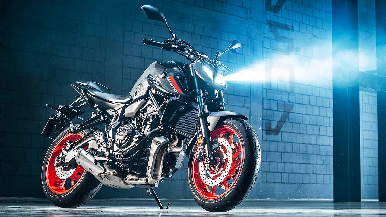 An der MT-07 nahm Yamaha für das Modelljahr 2021 nur leichte Retuschen vor.
