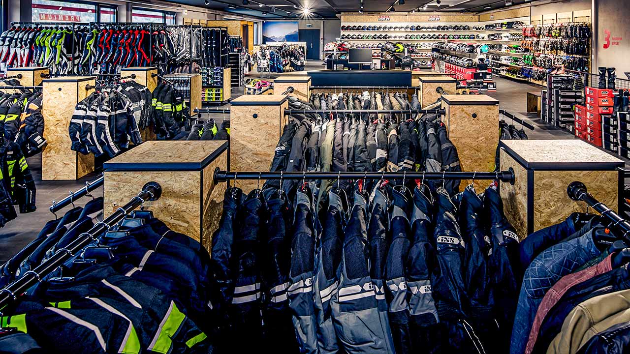 Top-Marken versammelt der neue Premium-Store in Eschenbach im Kanton St. Gallen.
