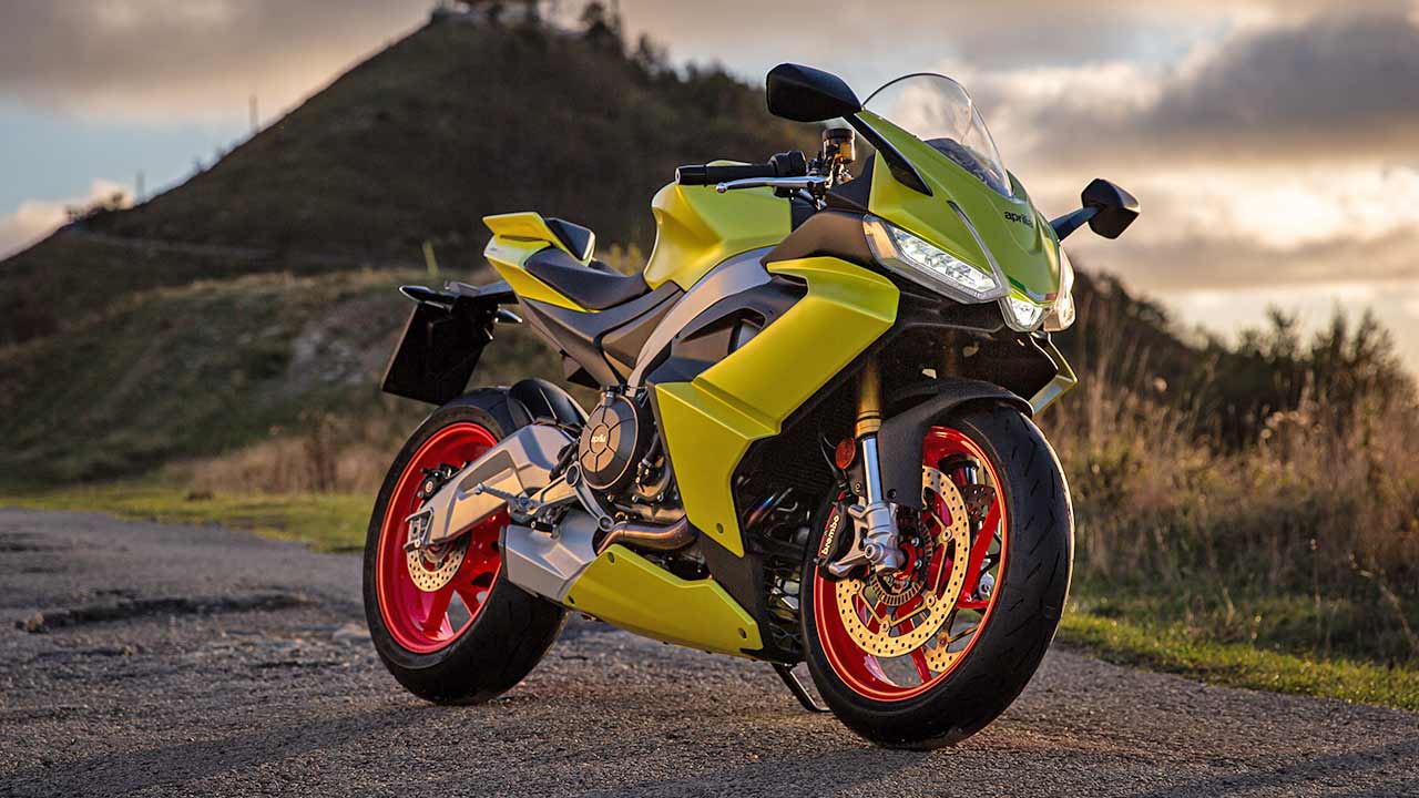 Seit langem wieder einmal eine echte Neuheit im Hause Aprilia: In Gestalt des neuen Mittelklasse-Sportlers RS 660.