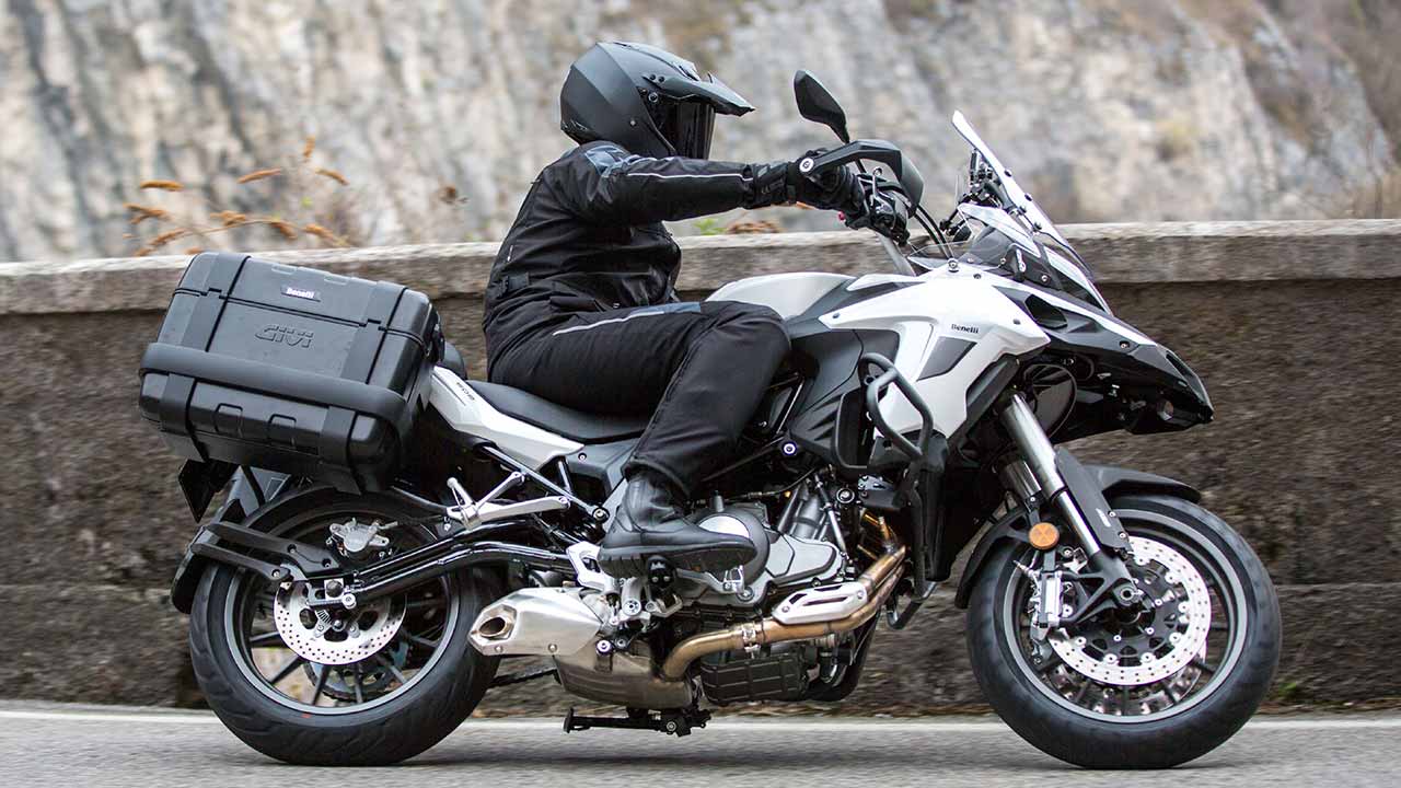 Das bestplatzierte Motorrad in der jüngsten Zulassungs-Hitliste Italiens: Benelli TRK 502.