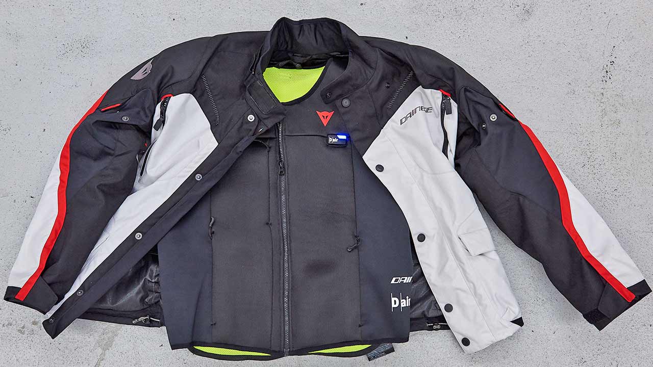Im ADAC-Test: Das System D-Air Street Smart JKT von Dainese.