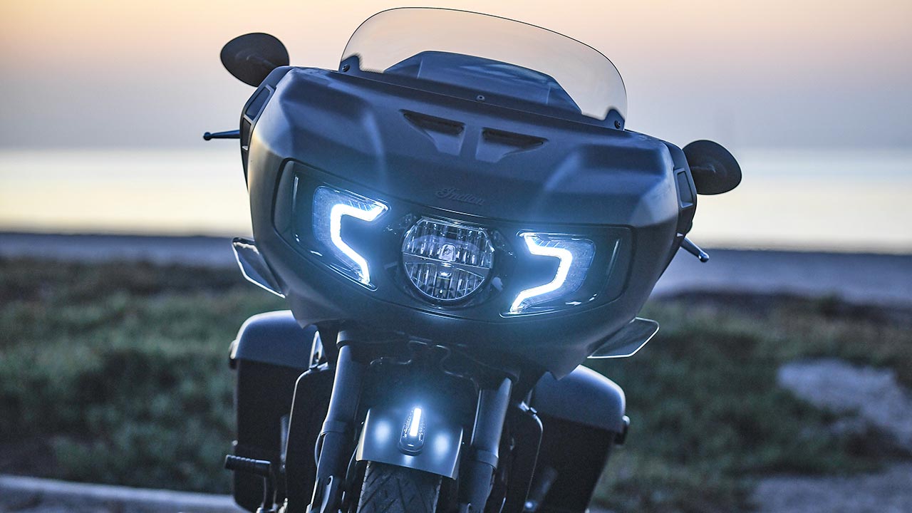 Reichlich LED-Licht sorgt für einen markanten Auftritt.