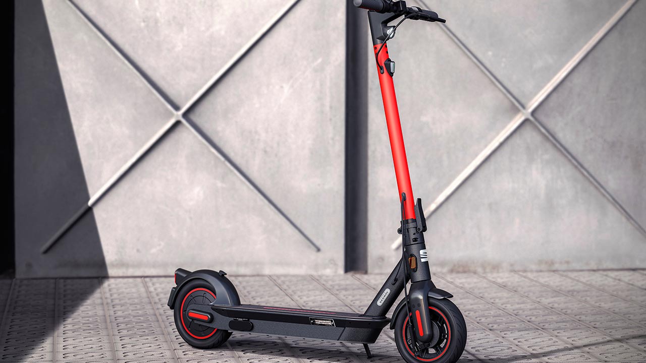 Dieser neue Kick-Scooter mit E-Unterstützung soll künftig als Letzte-Meile-Fahrzeug ins Seat-Sortiment einfließen.
