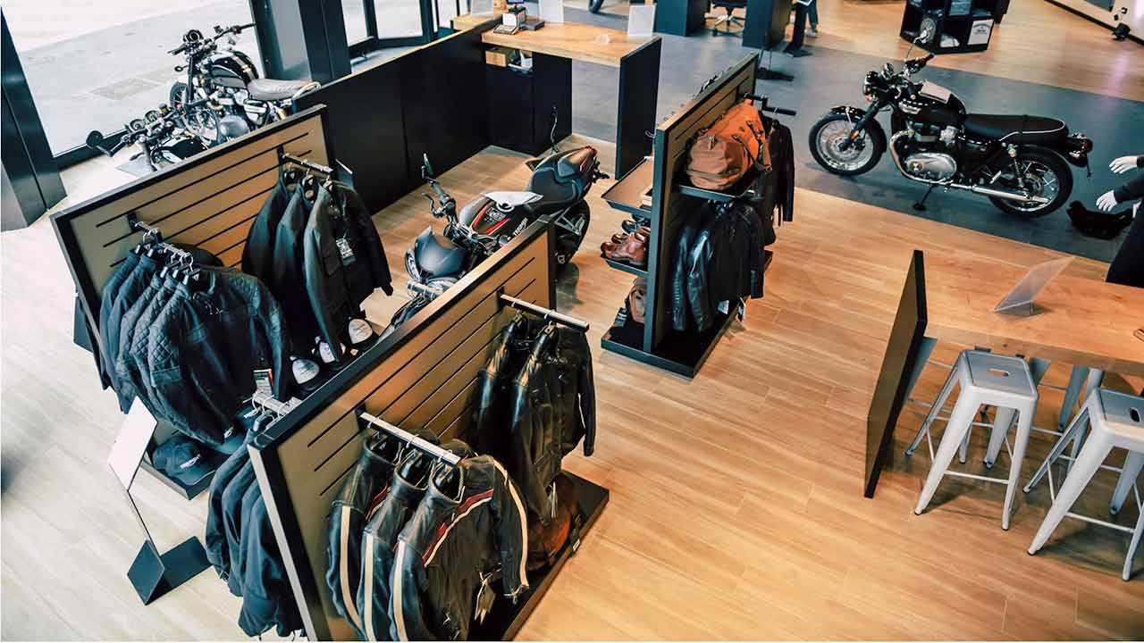 Impressionen aus Triumphs neuem Flagship Store in Mailand.